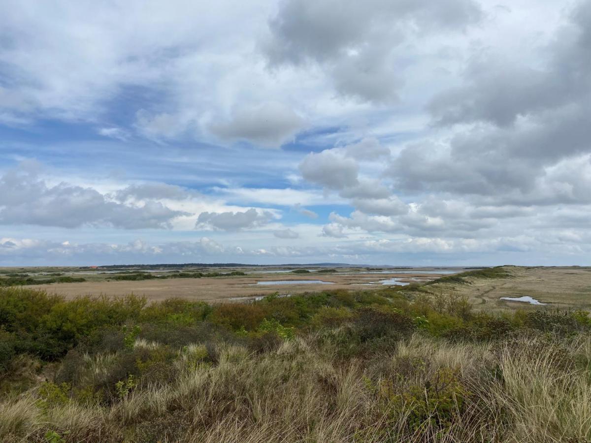 Donia Huys Hotel Vlieland Bagian luar foto